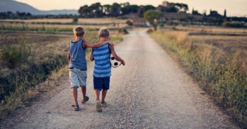 How Can Families Manage Sibling Rivalry?