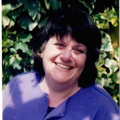 Claudia R. - Teacher in West Sussex