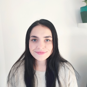 Mily Lann - Tutor in Peebles