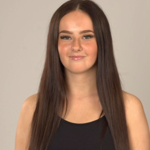 Holly J. - Tutor in Reading