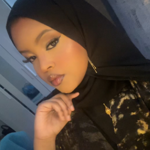 Nuseyba I. - Tutor in London
