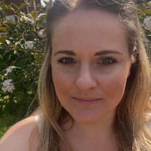 Hayley M. - Tutor in Bicester