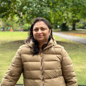 Avani M. - Tutor in Milton Keynes