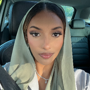 Sanaa N. - Teacher in London