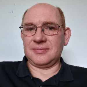 Julian R. - Tutor in Winchester